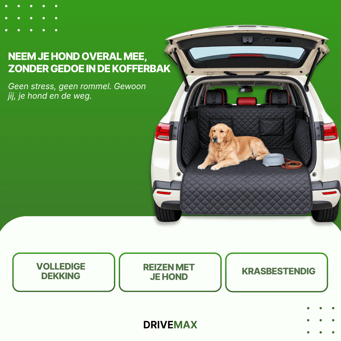 Waterafstotende hondendeken in kofferbak met hond comfortabel liggend op deken